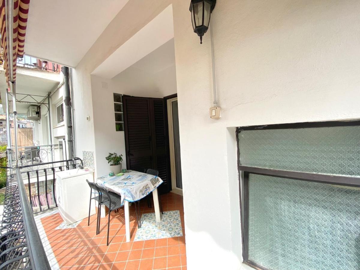 Casa Vacanze Rosy Giardini-Naxos Exterior foto